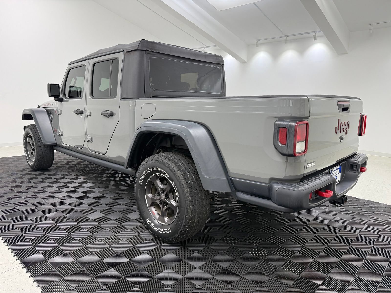 Used 2021 Jeep Gladiator Rubicon w/ Trailer Tow Package AWD/4WD image 5