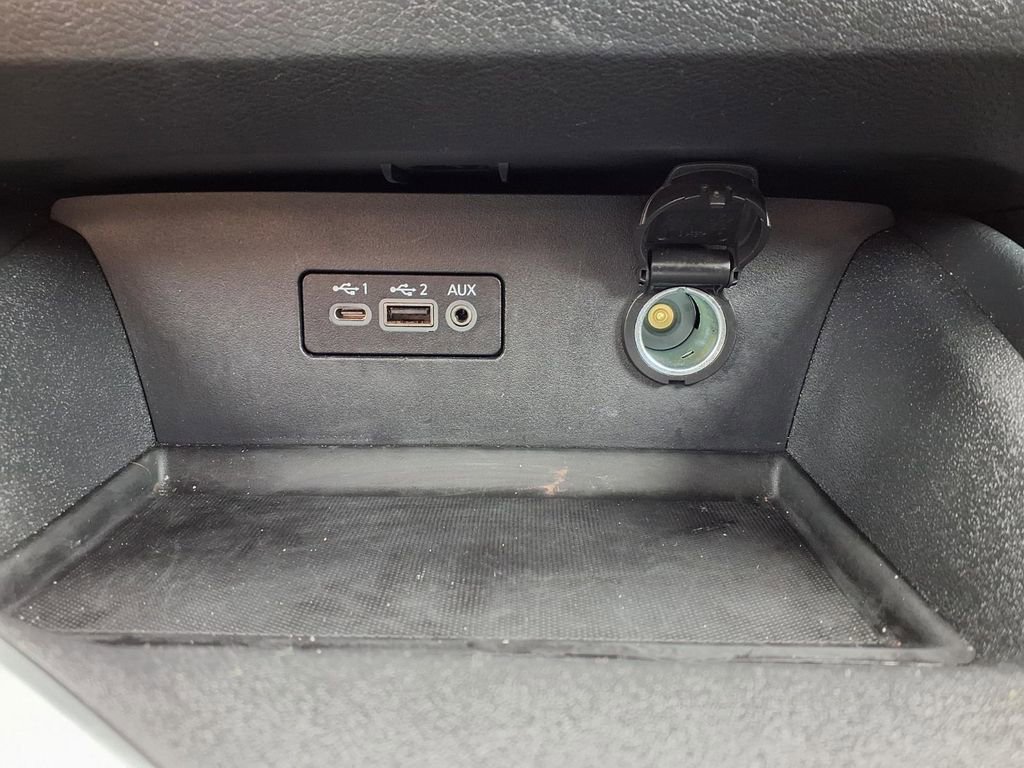 Certified 2025 Nissan Altima 2.5 SV image 9