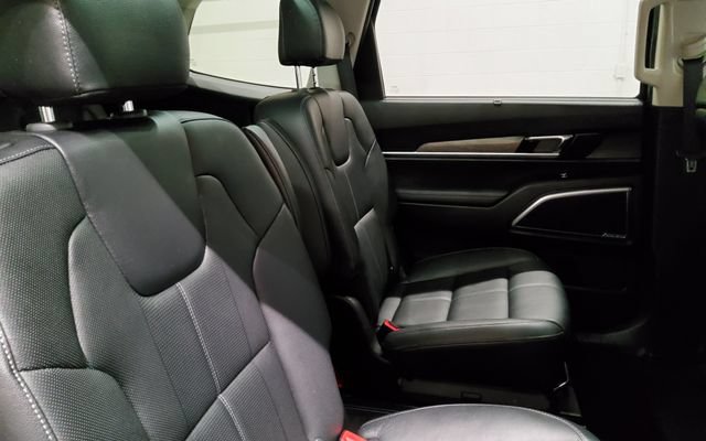 Used 2022 Kia Telluride SX w/ Nightfall Edition Package AWD/4WD image 17
