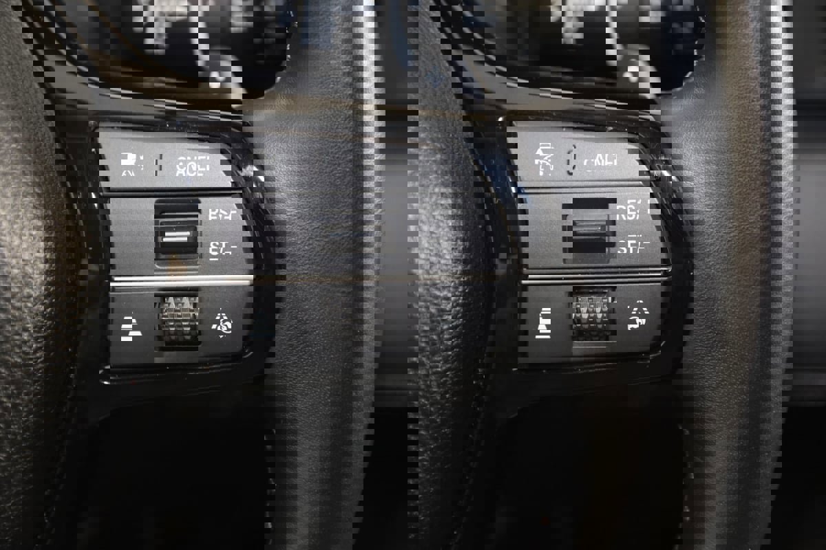 Used 2023 Honda Pilot Elite image 37