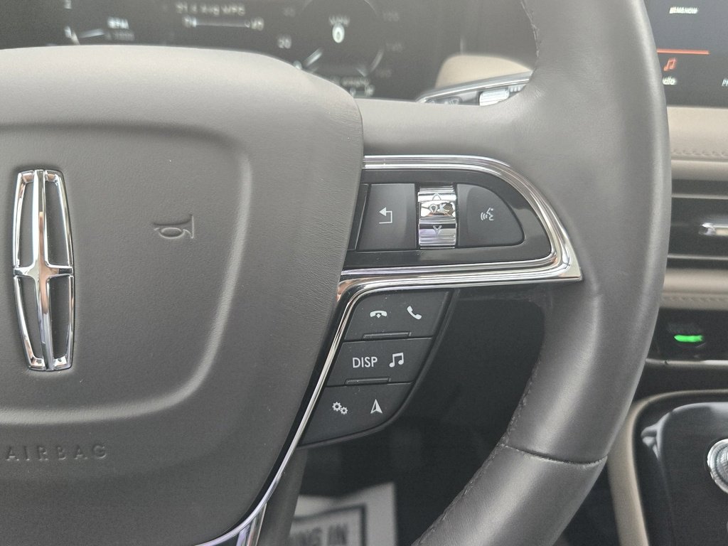 Certified 2023 Lincoln Nautilus Reserve image 17