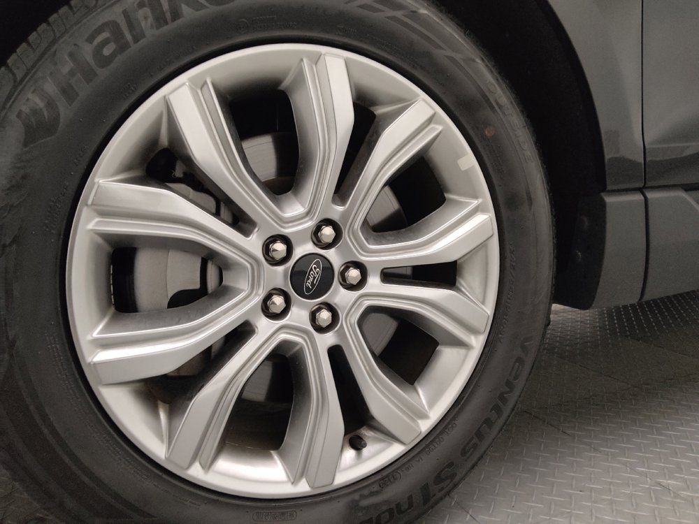 Used 2024 Ford Edge Titanium image 31