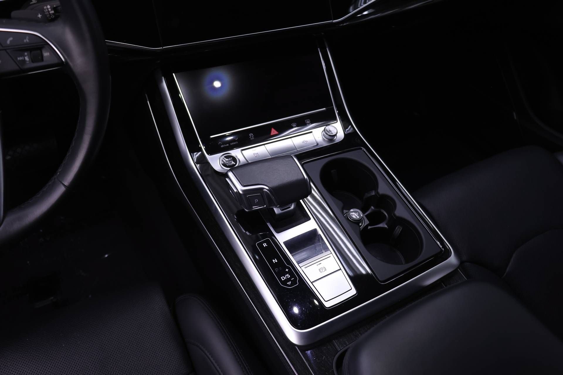Certified 2022 Audi Q8 Prestige w/ Prestige Package AWD/4WD image 16