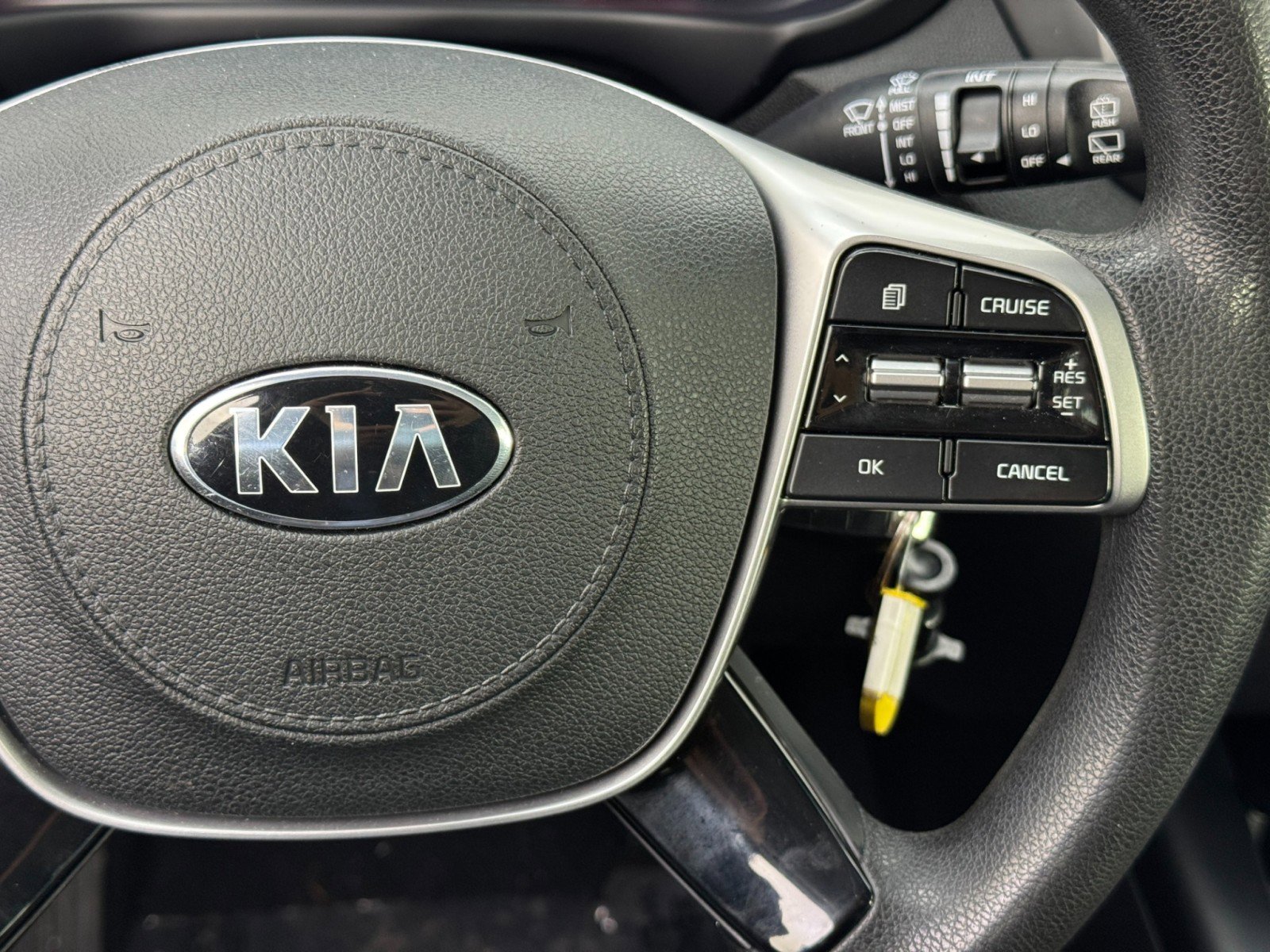 Used 2020 Kia Sorento LX image 19