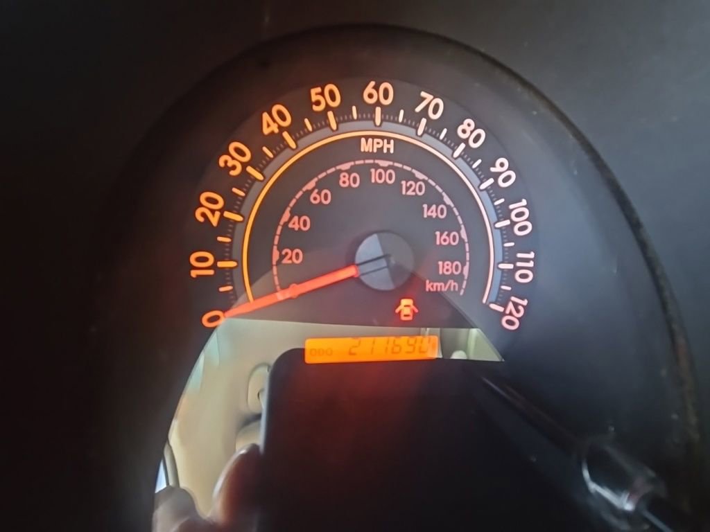 Used 2012 Toyota Tundra 4x4 CrewMax w/ Tow Pkg image 15