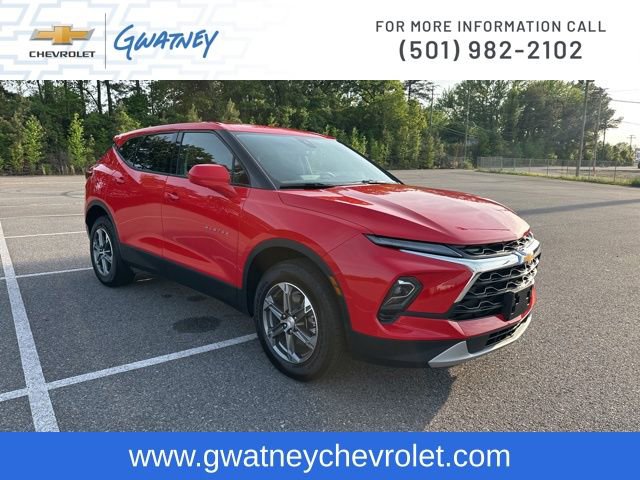 Used 2024 Chevrolet Blazer LT video 3