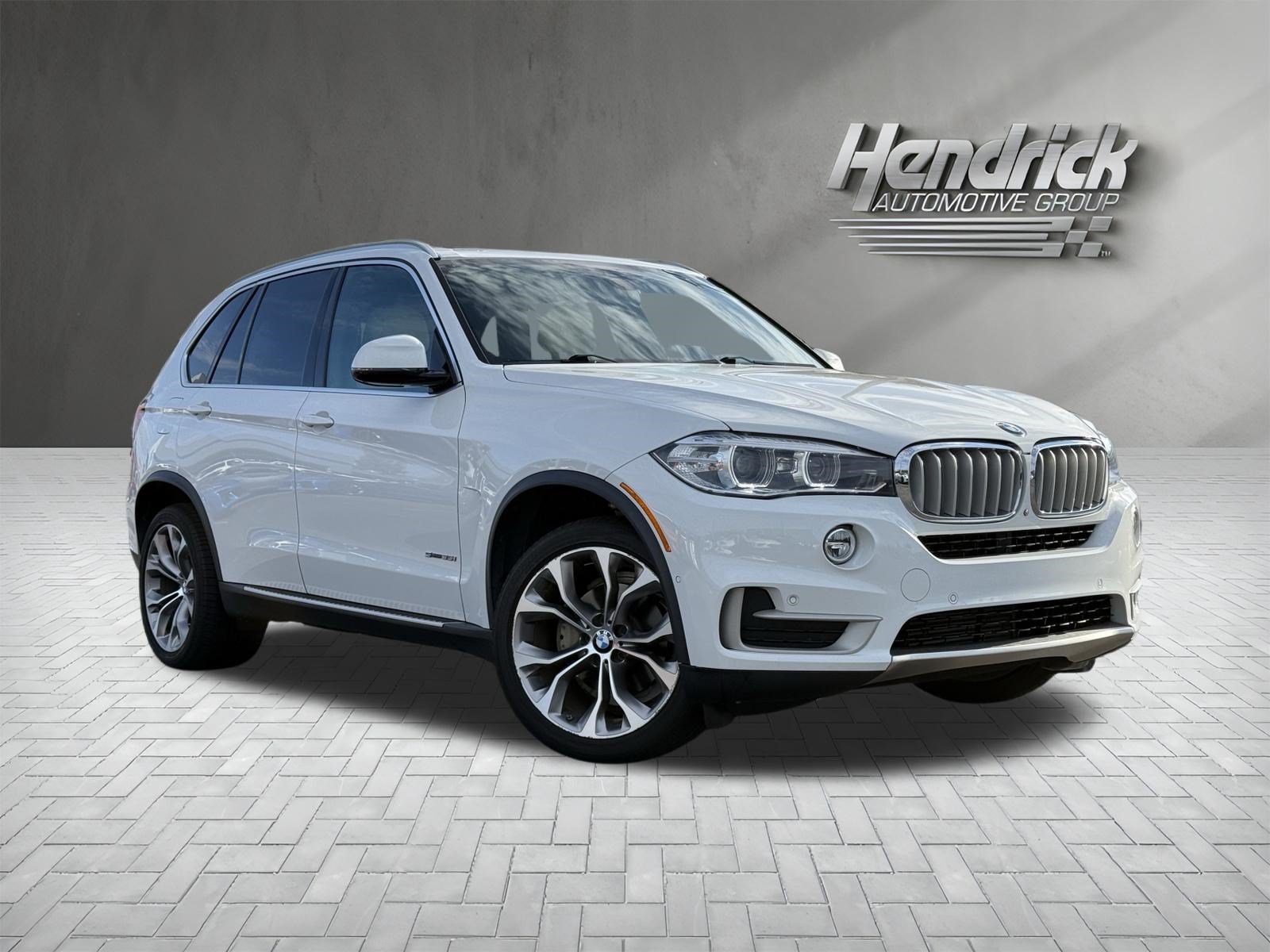 Used 2018 BMW X5 sDrive35i RWD image 2