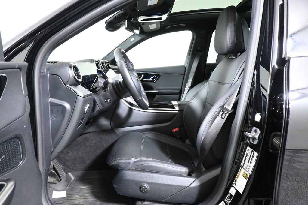 Certified 2026 Mercedes-Benz GLC 300 4MATIC image 3