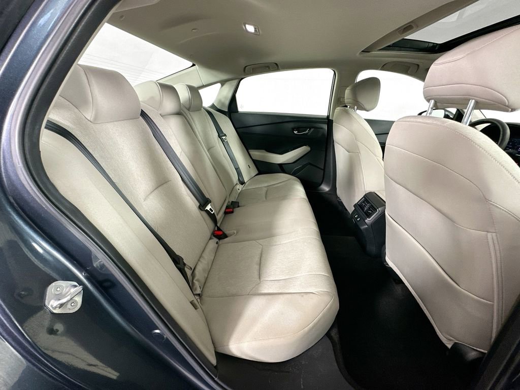 Used 2025 Honda Accord SE image 25