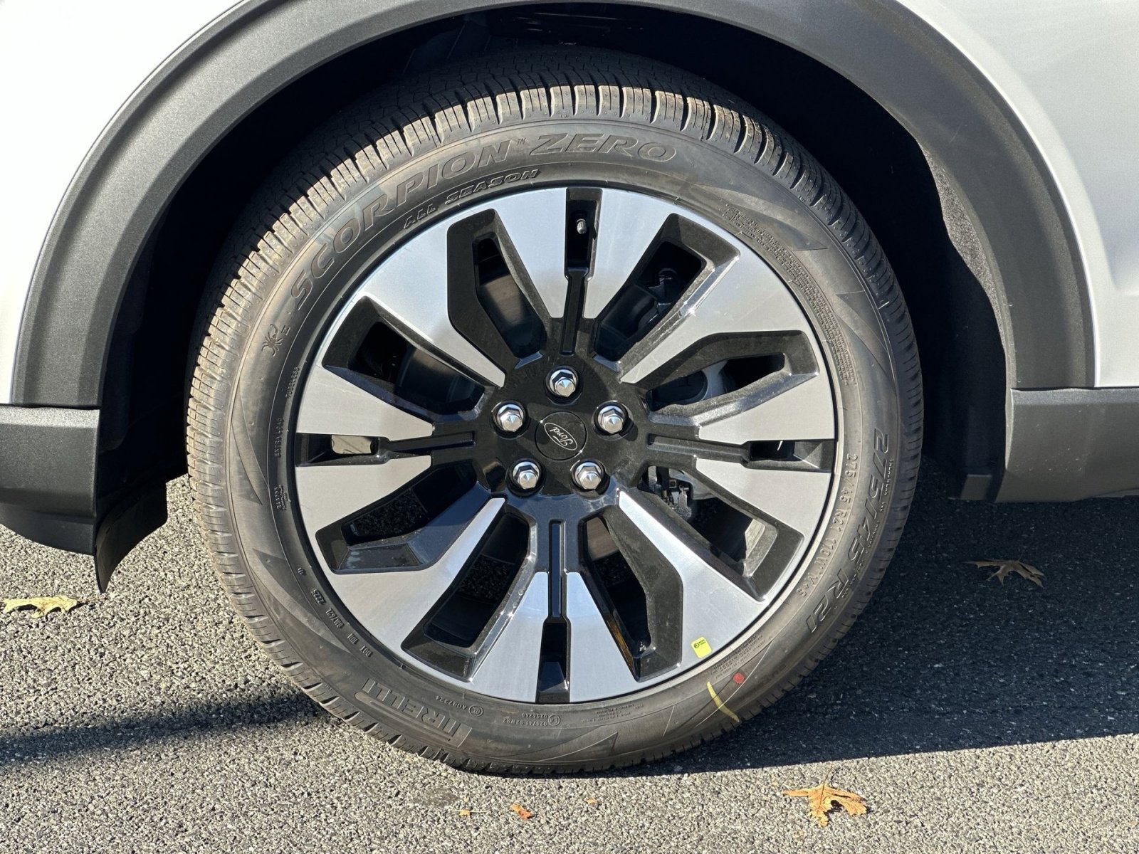 New 2026 Ford Explorer Platinum w/ LUX Leather Package image 12