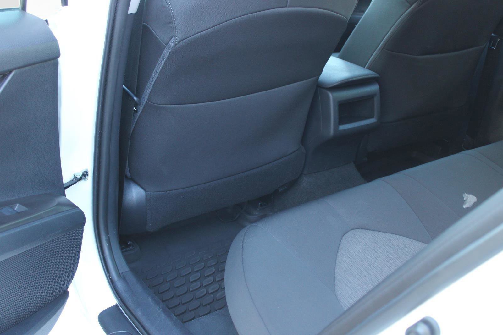 Used 2021 Toyota Camry LE image 37