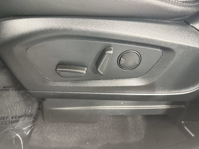 Used 2023 Ford Explorer ST-Line AWD/4WD image 22