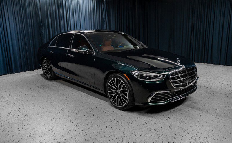 New 2026 Mercedes-Benz S 500 4MATIC image 3
