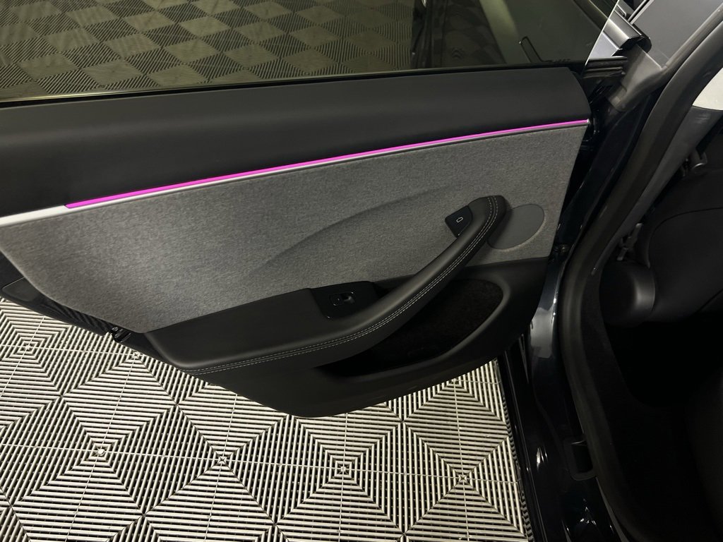 Used 2024 Tesla Model 3 Standard Range image 27