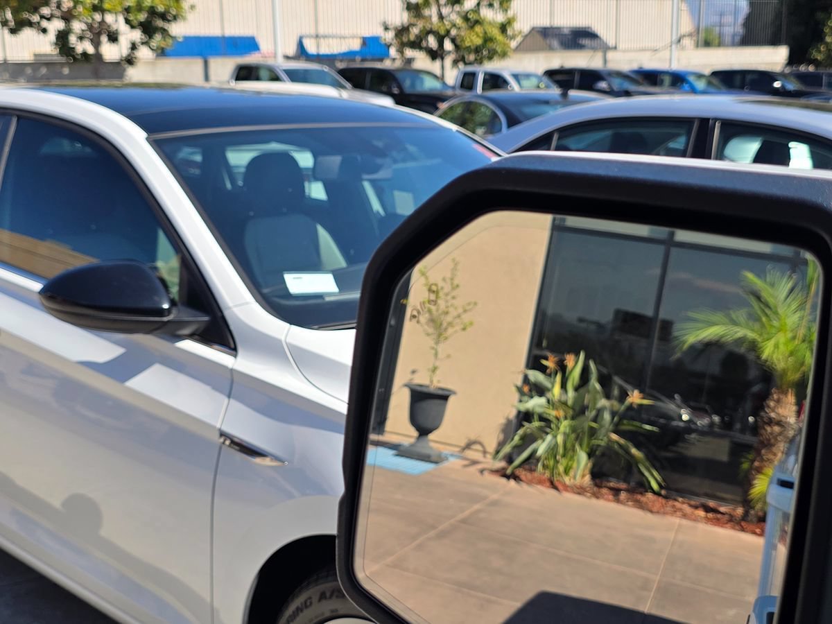 Used 2019 Ford F150 Lariat AWD/4WD image 31