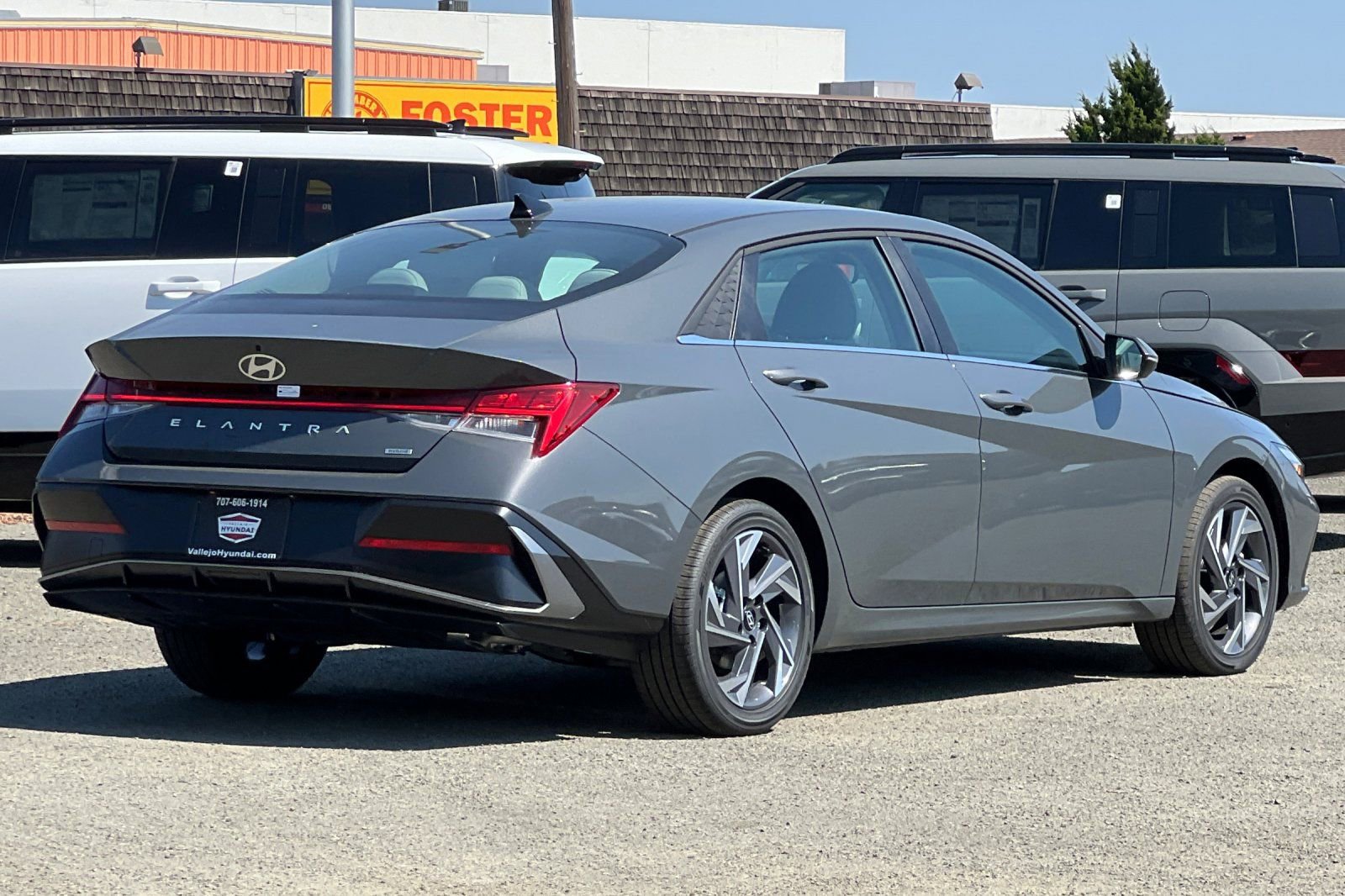 New 2025 Hyundai Elantra Limited image 5