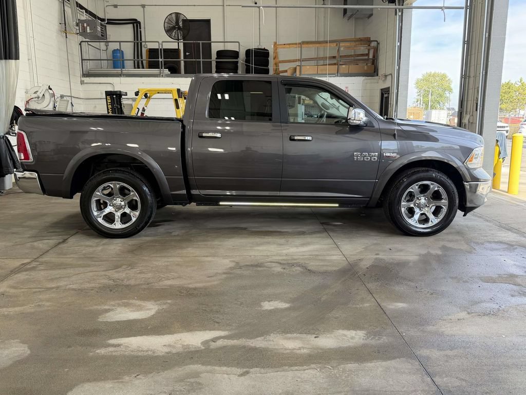 Used 2017 RAM 1500 Laramie AWD/4WD image 31