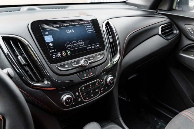 Used 2023 Chevrolet Equinox RS image 15