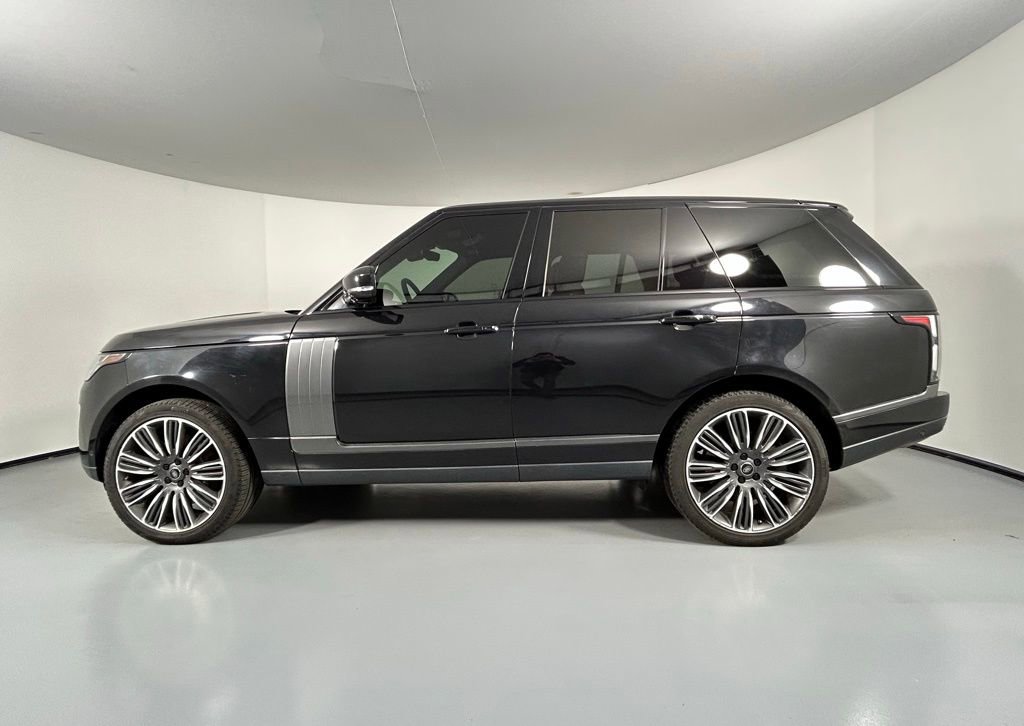 Used 2020 Land Rover Range Rover HSE image 4