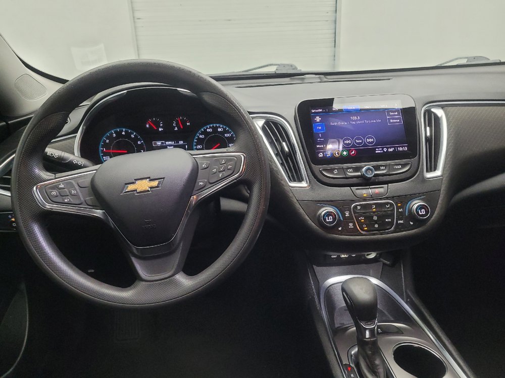 Used 2021 Chevrolet Malibu LT FWD image 22