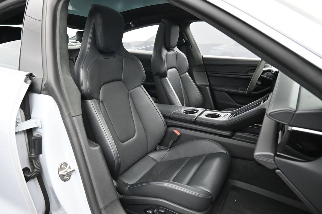 Certified 2024 Porsche Taycan 4S AWD/4WD image 31