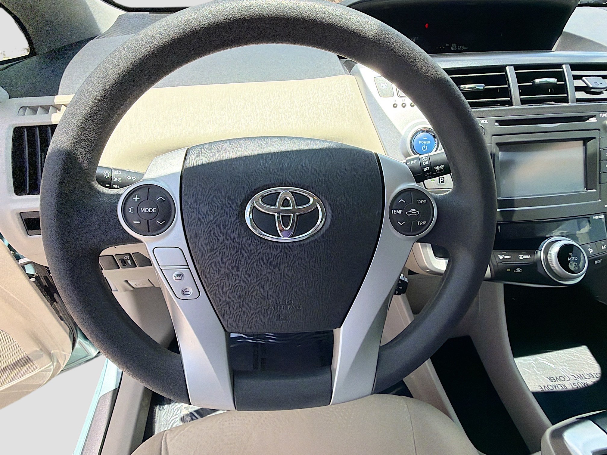 Used 2014 Toyota Prius V Two FWD image 36