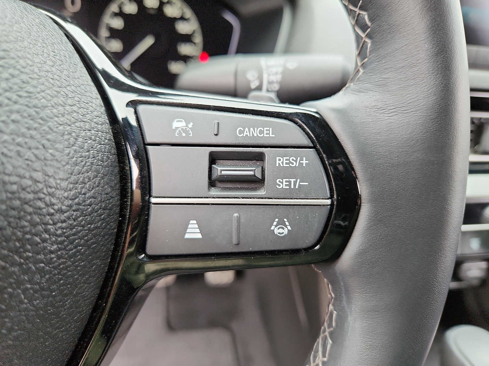 Certified 2025 Honda Civic Sport image 23