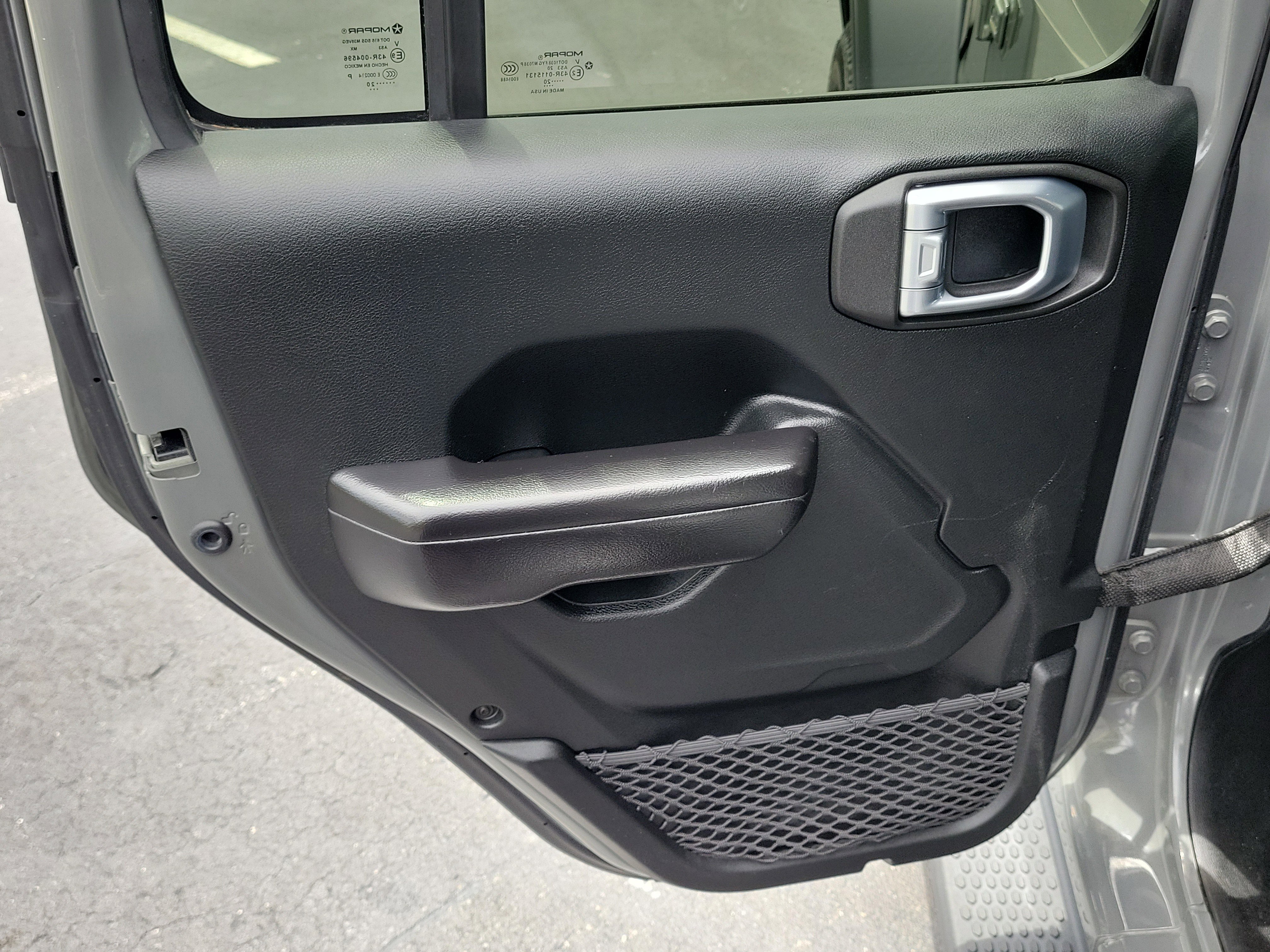 Used 2020 Jeep Wrangler Unlimited Sport S AWD/4WD image 9