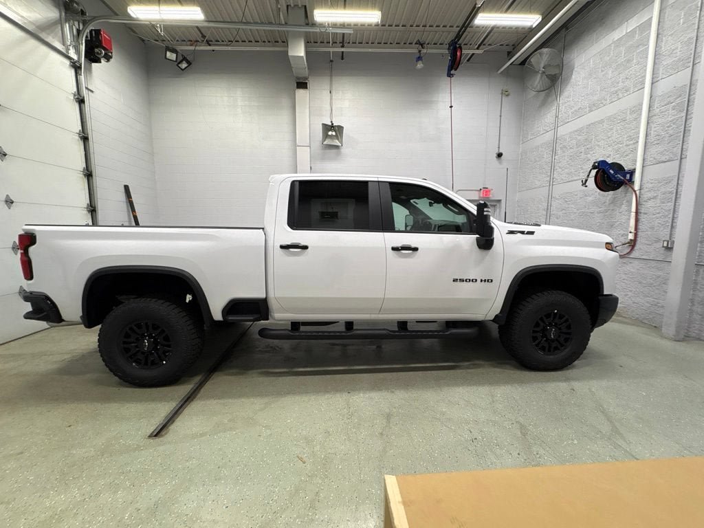 New 2026 Chevrolet Silverado 2500 ZR2 w/ LPO, Dark Essentials Package AWD/4WD image 3