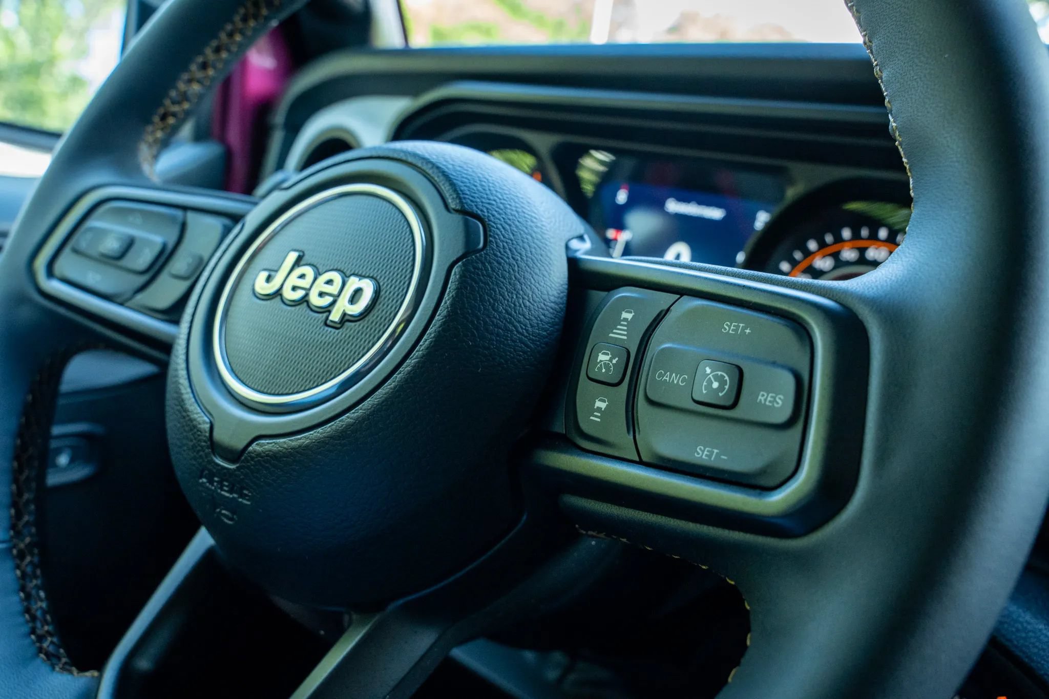 Used 2024 Jeep Wrangler Unlimited Sport AWD/4WD image 25