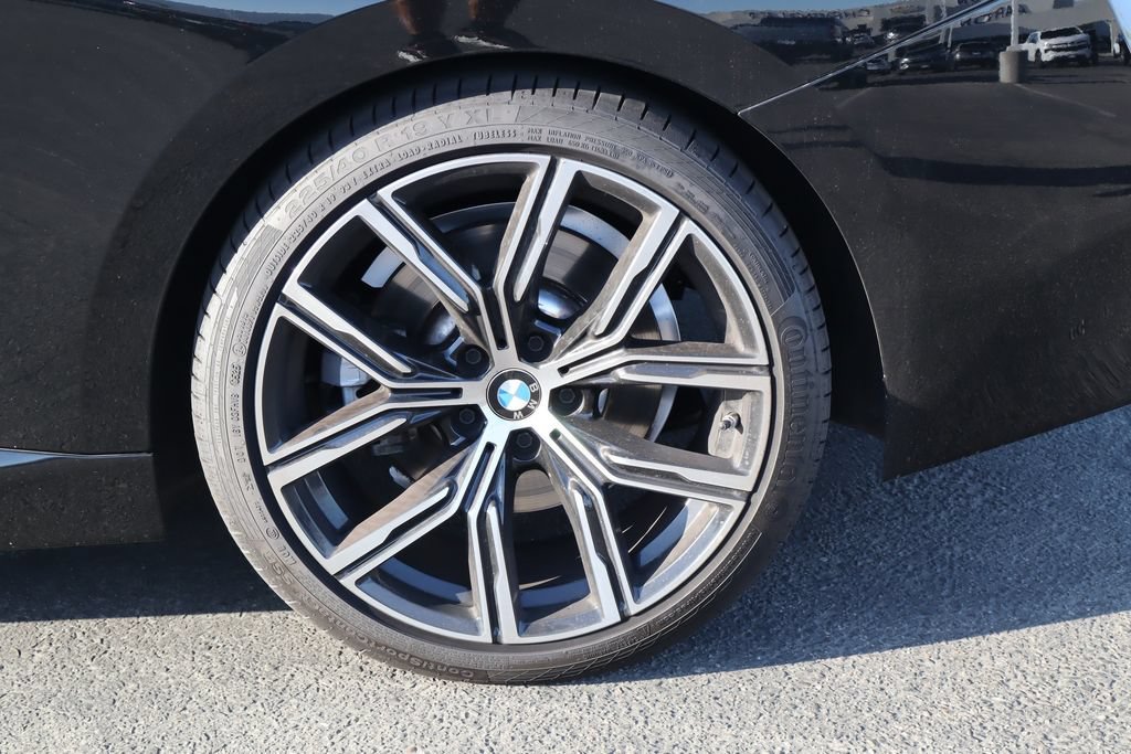 Used 2022 BMW 230i Coupe w/ Convenience Package RWD image 13
