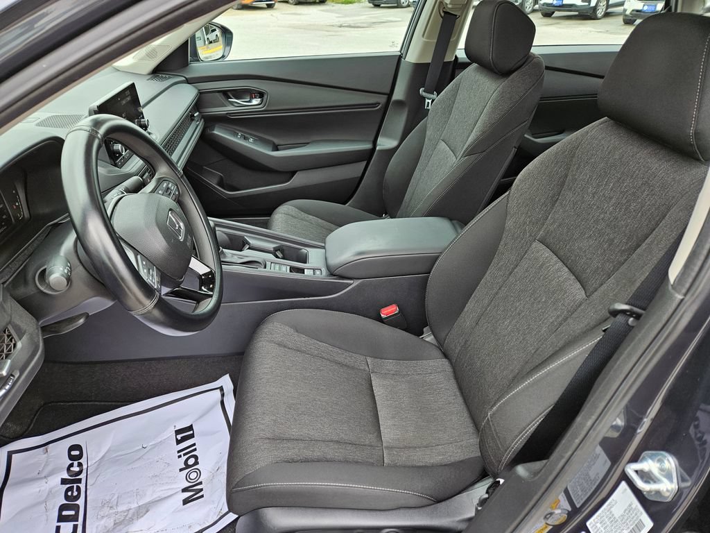 Used 2025 Honda Accord SE image 22