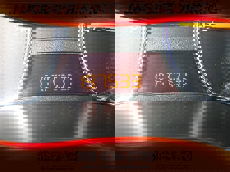 Used 2008 GMC Canyon SLE image 9