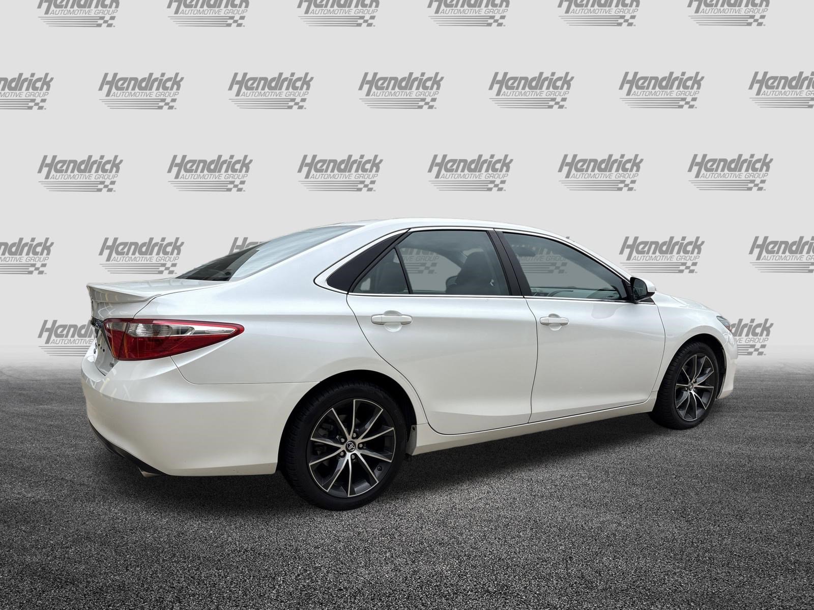 Used 2017 Toyota Camry XSE FWD image 11
