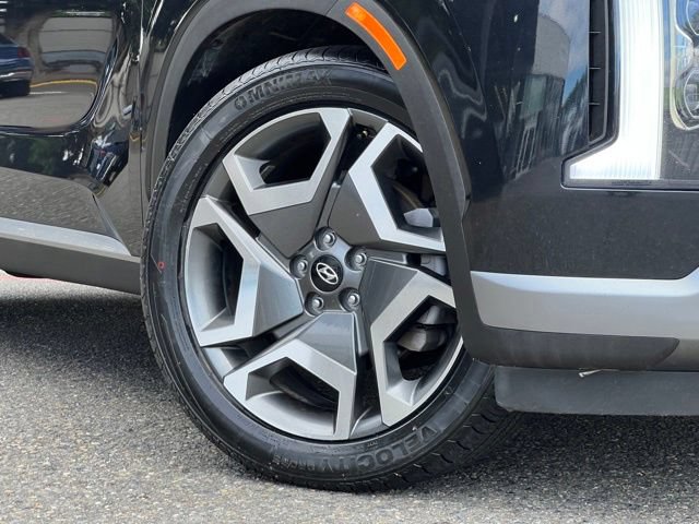 Used 2023 Hyundai Palisade Limited w/ Cargo Package AWD/4WD image 2