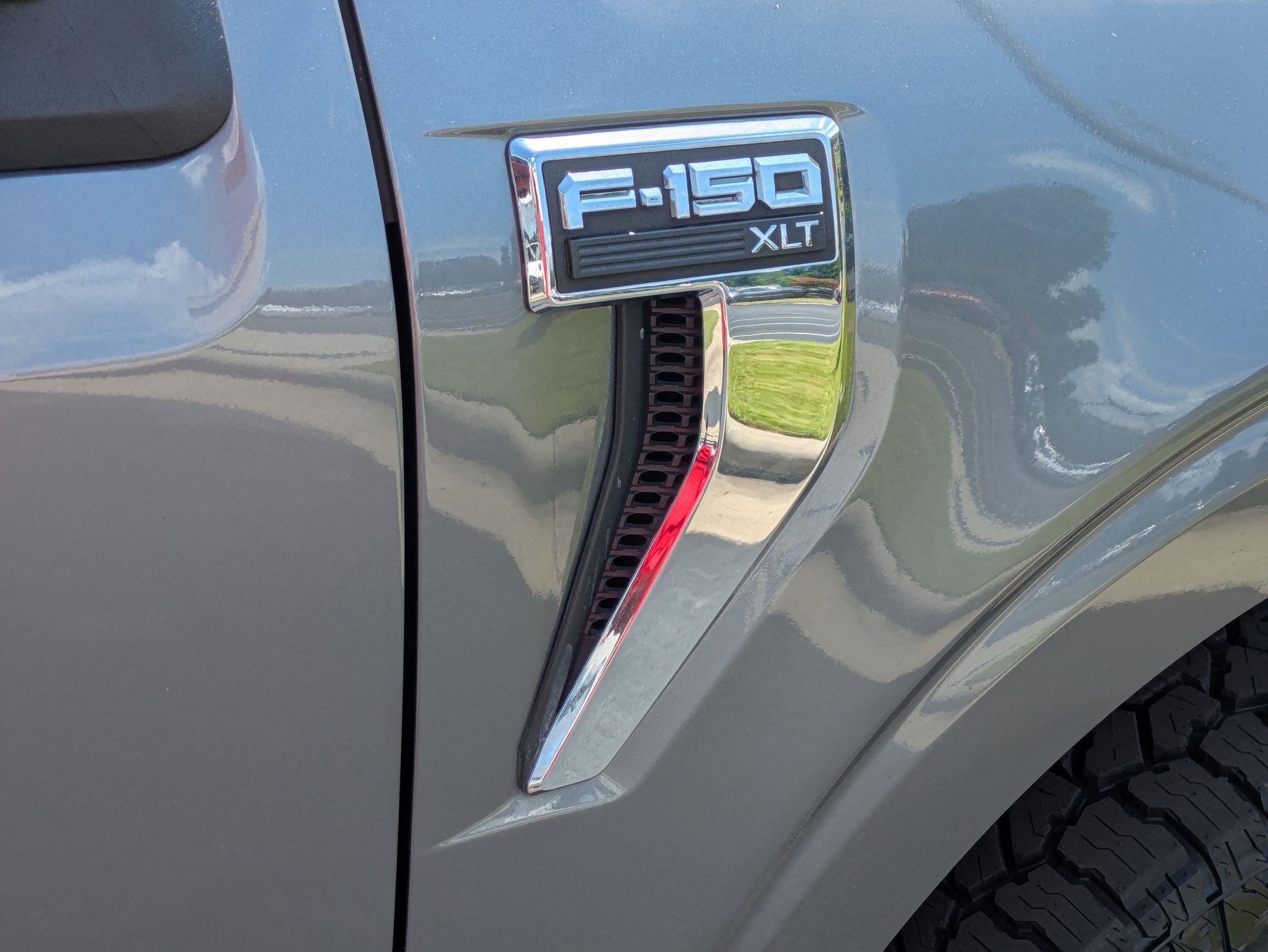 Used 2024 Ford F150 XLT w/ Mobile Office Package image 41