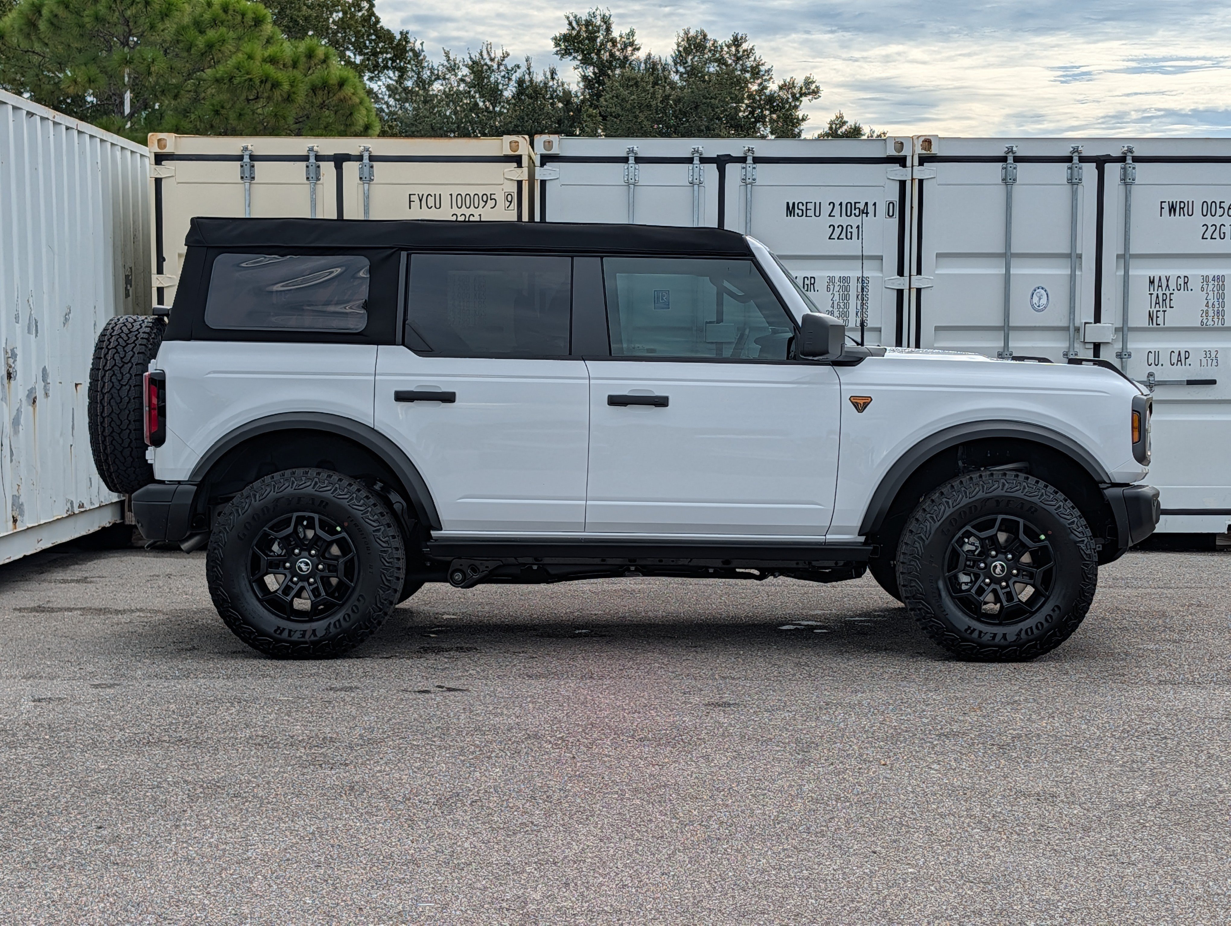 New 2026 Ford Bronco Badlands AWD/4WD image 5