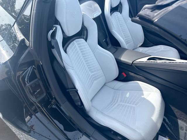 New 2025 Chevrolet Corvette E-Ray image 27