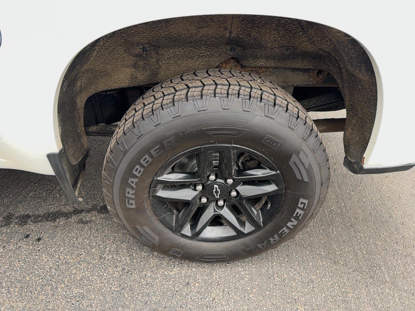 Used 2021 Chevrolet Silverado 1500 LT Trail Boss w/ Convenience Package II AWD/4WD image 9