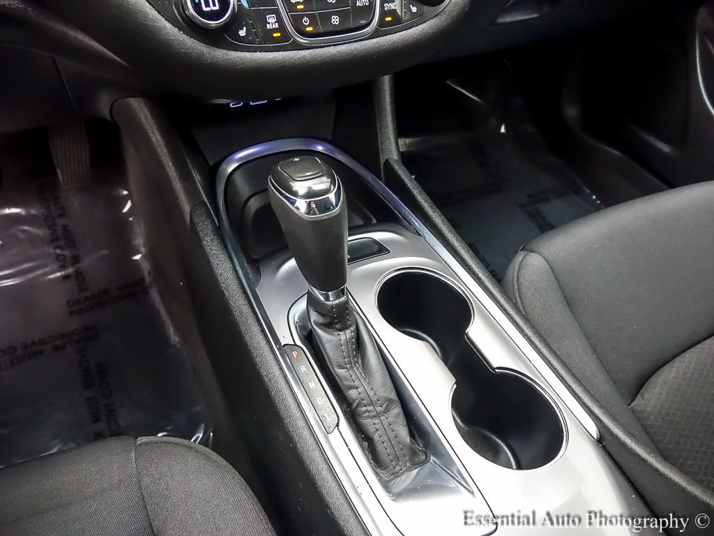 Used 2020 Chevrolet Malibu LT FWD image 18