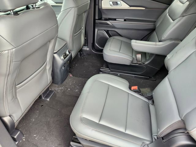 New 2026 Ford Explorer Active w/ Active Comfort Package image 30