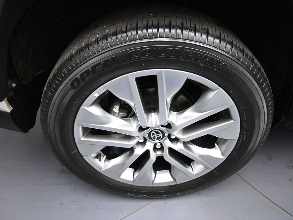 Used 2023 Toyota RAV4 Limited AWD/4WD image 12