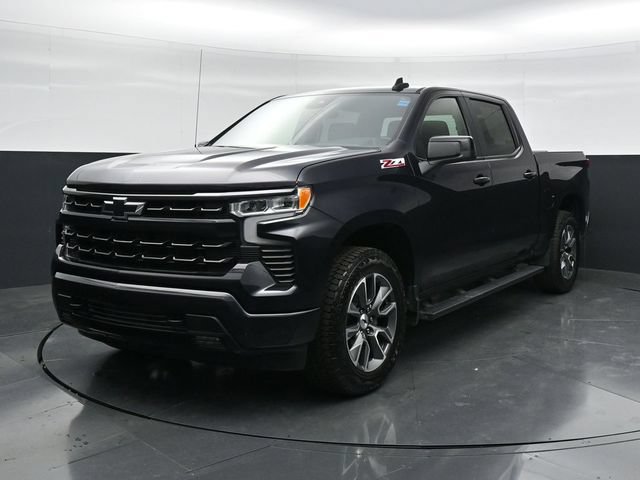Used 2023 Chevrolet Silverado 1500 RST w/ Z71 Off-Road Package AWD/4WD image 5