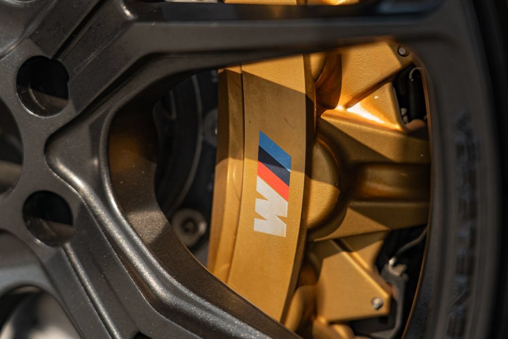 Used 2022 BMW M4 xDrive Competition w/ M Carbon Exterior Package AWD/4WD image 4