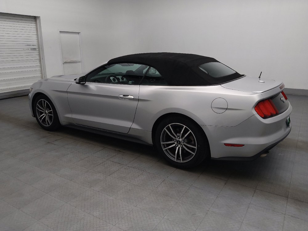 Used 2015 Ford Mustang Premium RWD image 3