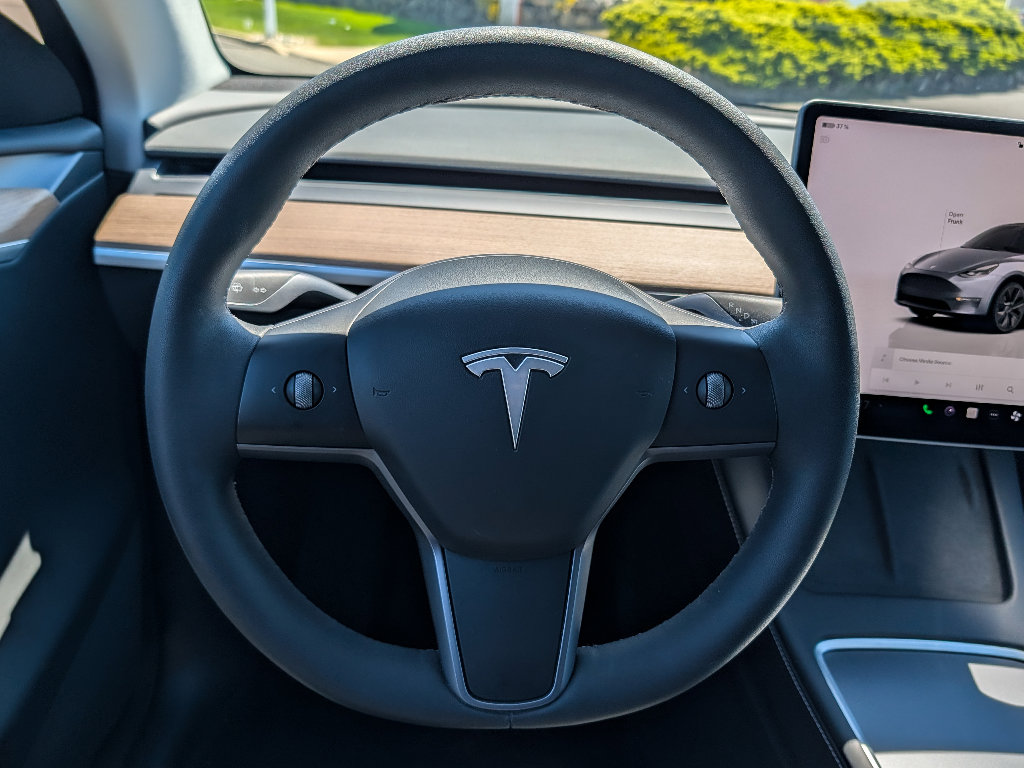 Used 2024 Tesla Model Y Long Range image 19