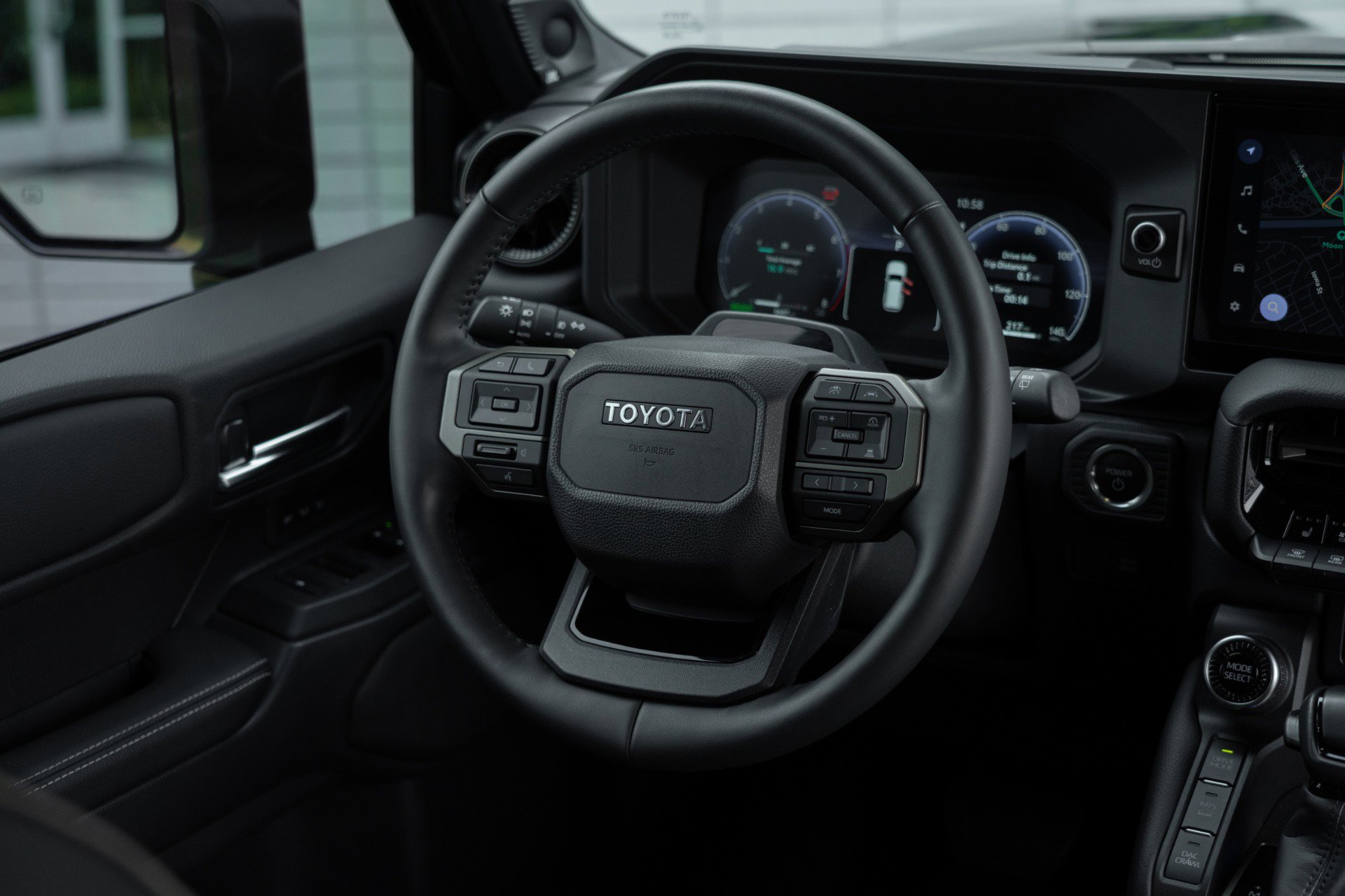 Used 2024 Toyota Land Cruiser image 39
