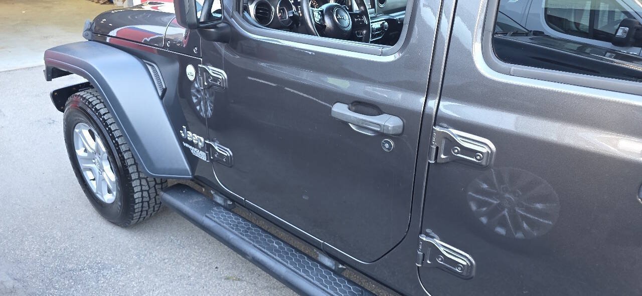 Used 2019 Jeep Wrangler Unlimited Sport S AWD/4WD image 11