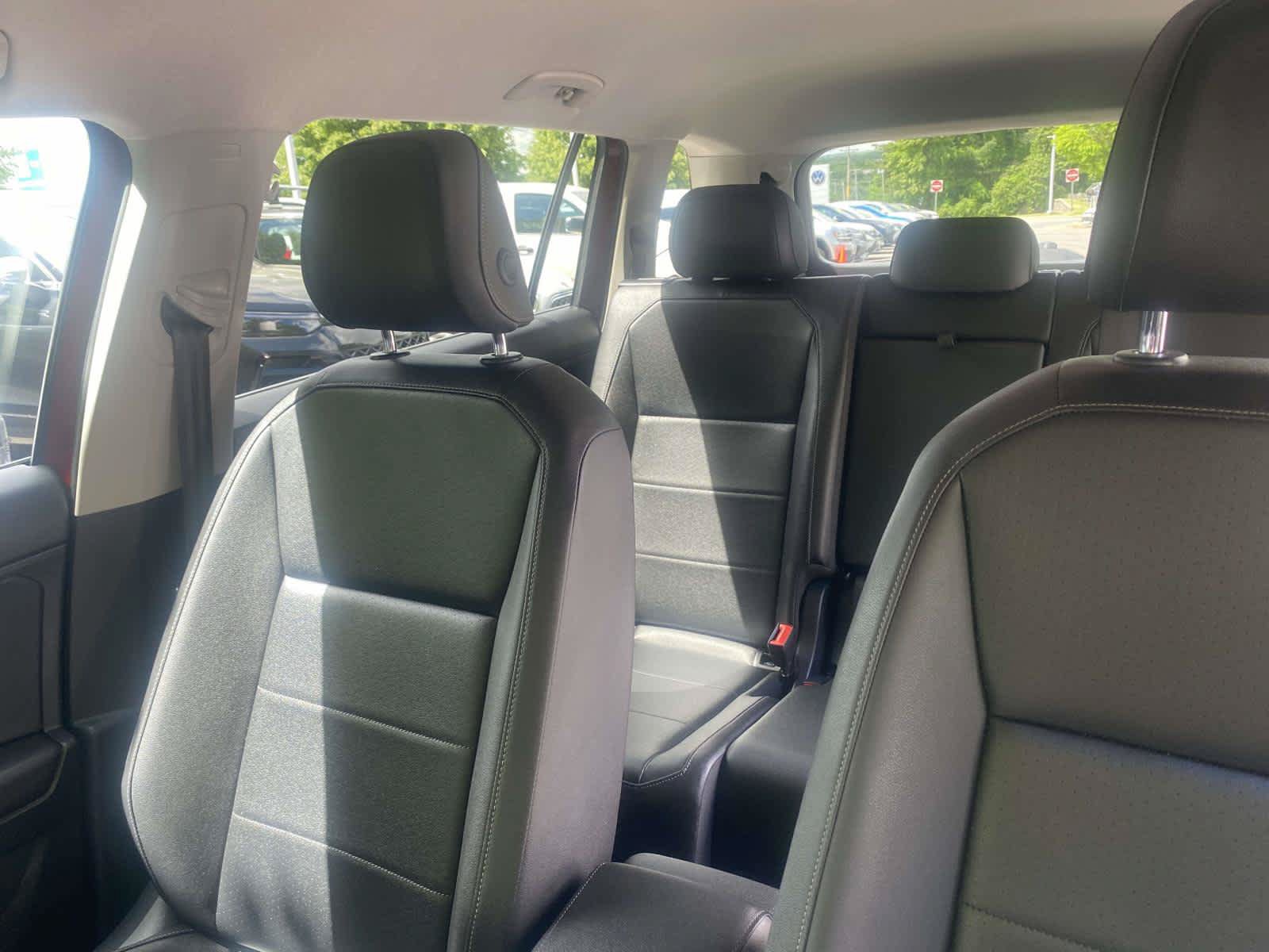 Used 2019 Volkswagen Tiguan SE w/ 3rd Row Seat Package AWD/4WD image 21