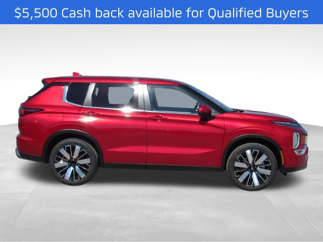 New 2026 Mitsubishi Outlander SE FWD image 2
